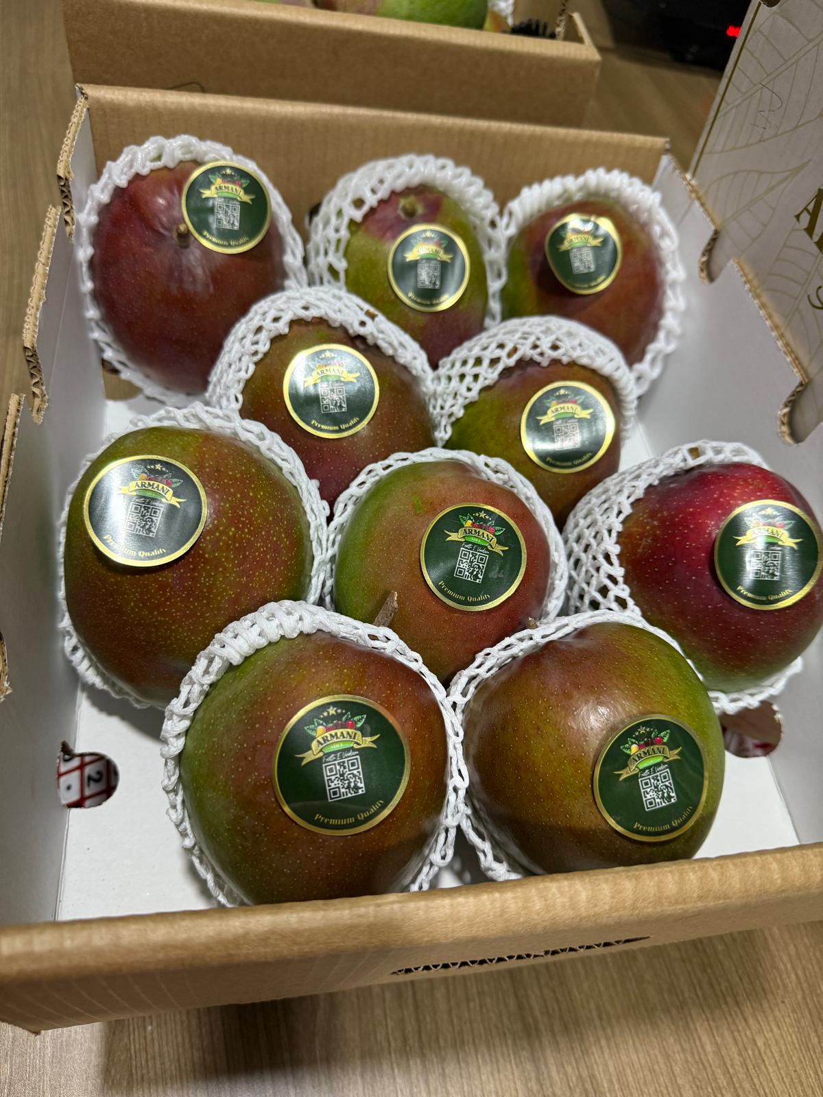 Premium Egyptian Mangoes